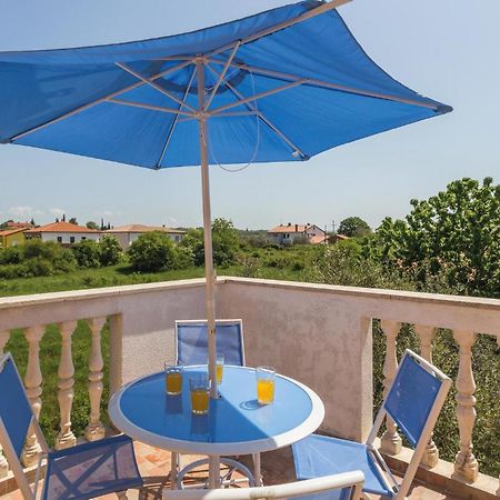 Nice Apartment In Kastel With Kitchen Екстер'єр фото